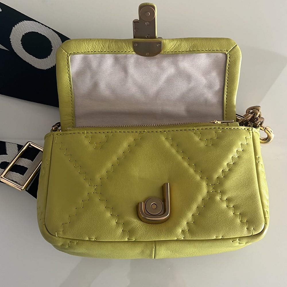 Authentic Marc Jacobs Handbag - Picture 7 of 15